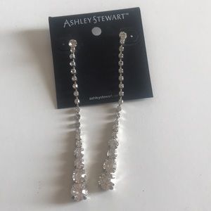 New!!! Ashley Stewart diamond drop Earrings